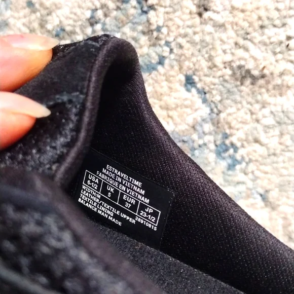 Easy Spirit Traveltime Slip-On Sneakers - Picture 9 of 9